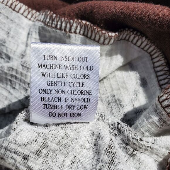 Beaded-neckline tank with elastic bottom by Almost Famous / Junior's Medium Med - Picture 7 of 8